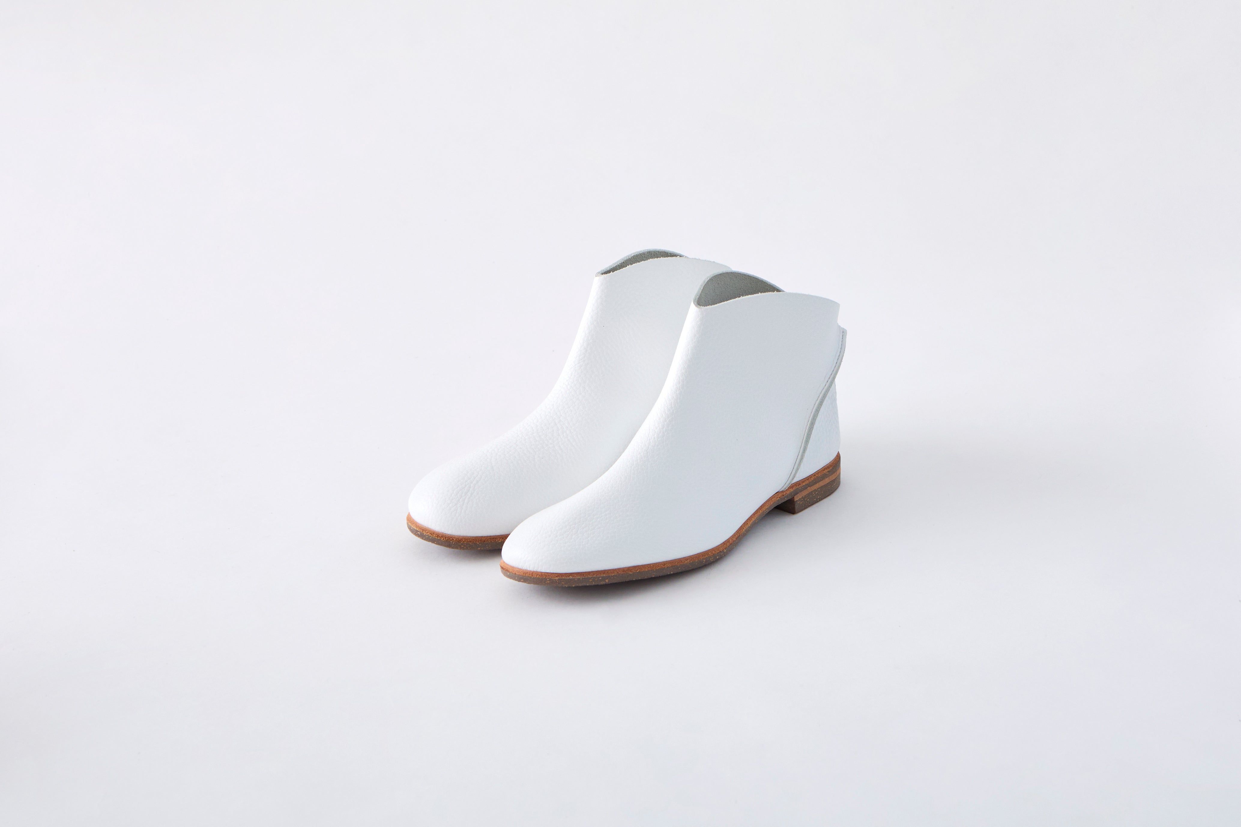 BACK ZIP BOOTS ALL SHRINK WHITE