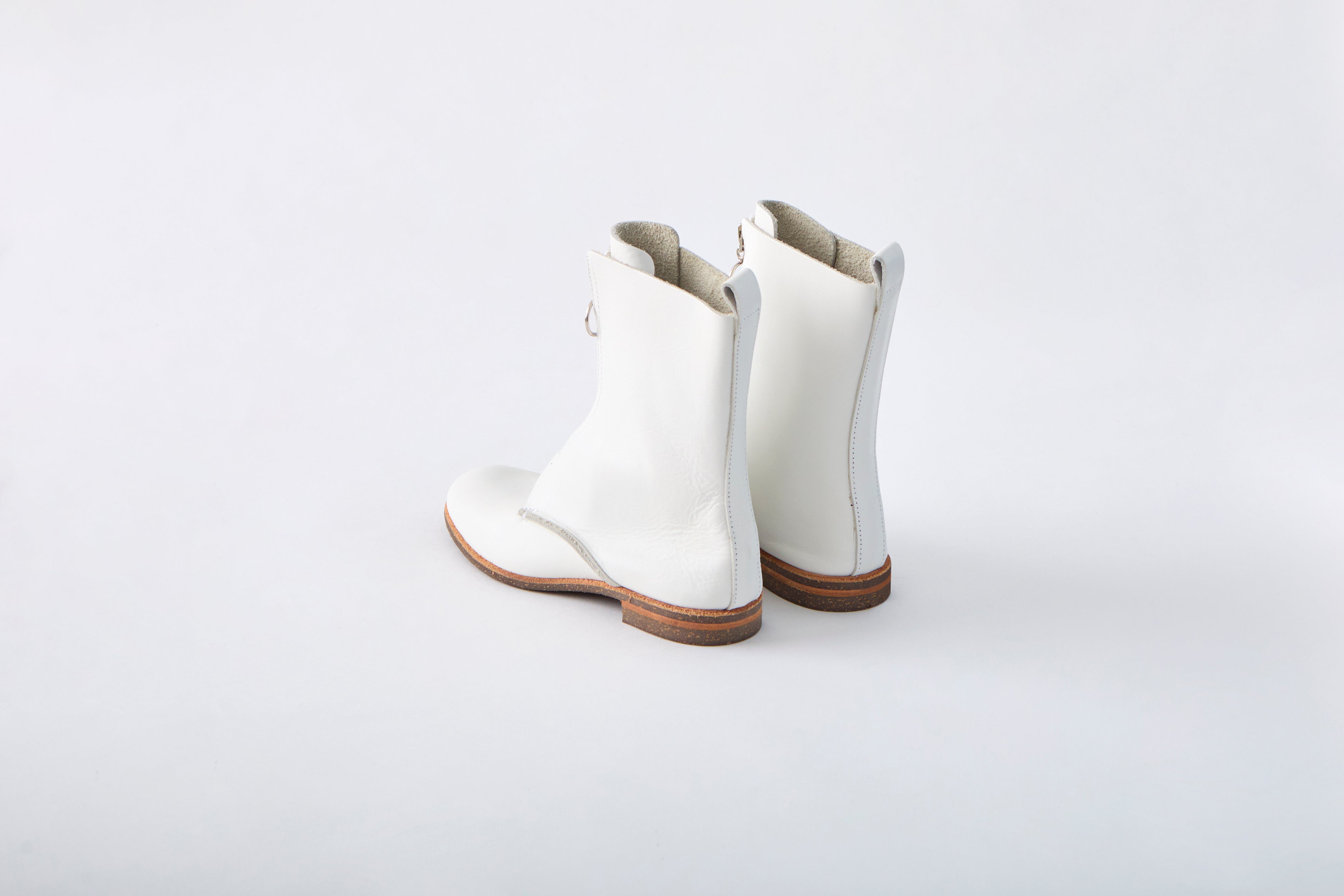 FRONT ZIP BOOTS ALL SMOOTH WHITE