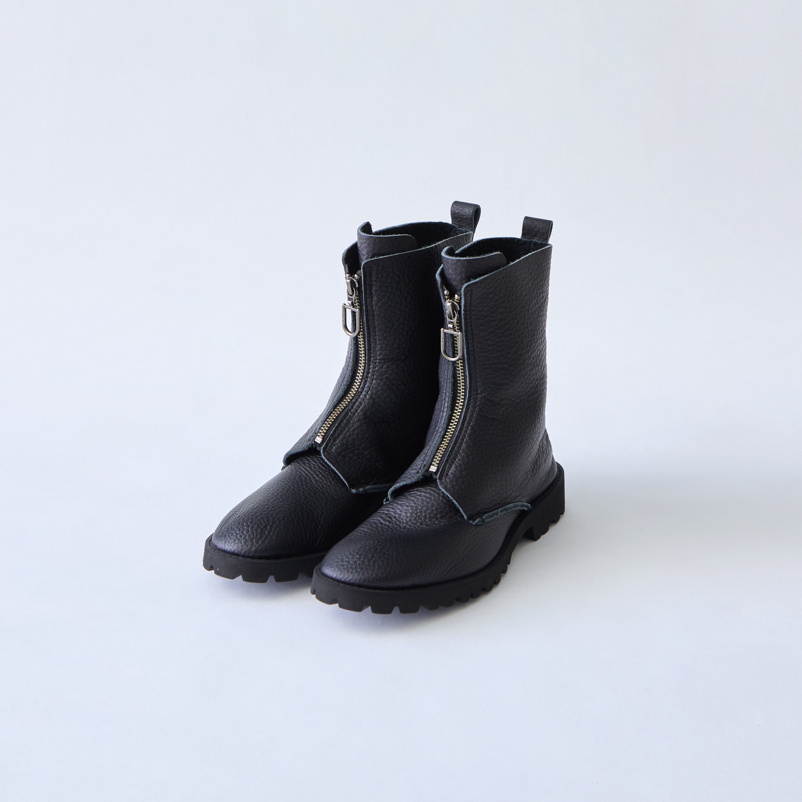 FRONT ZIP BOOTS ALL SHRINK BLACK