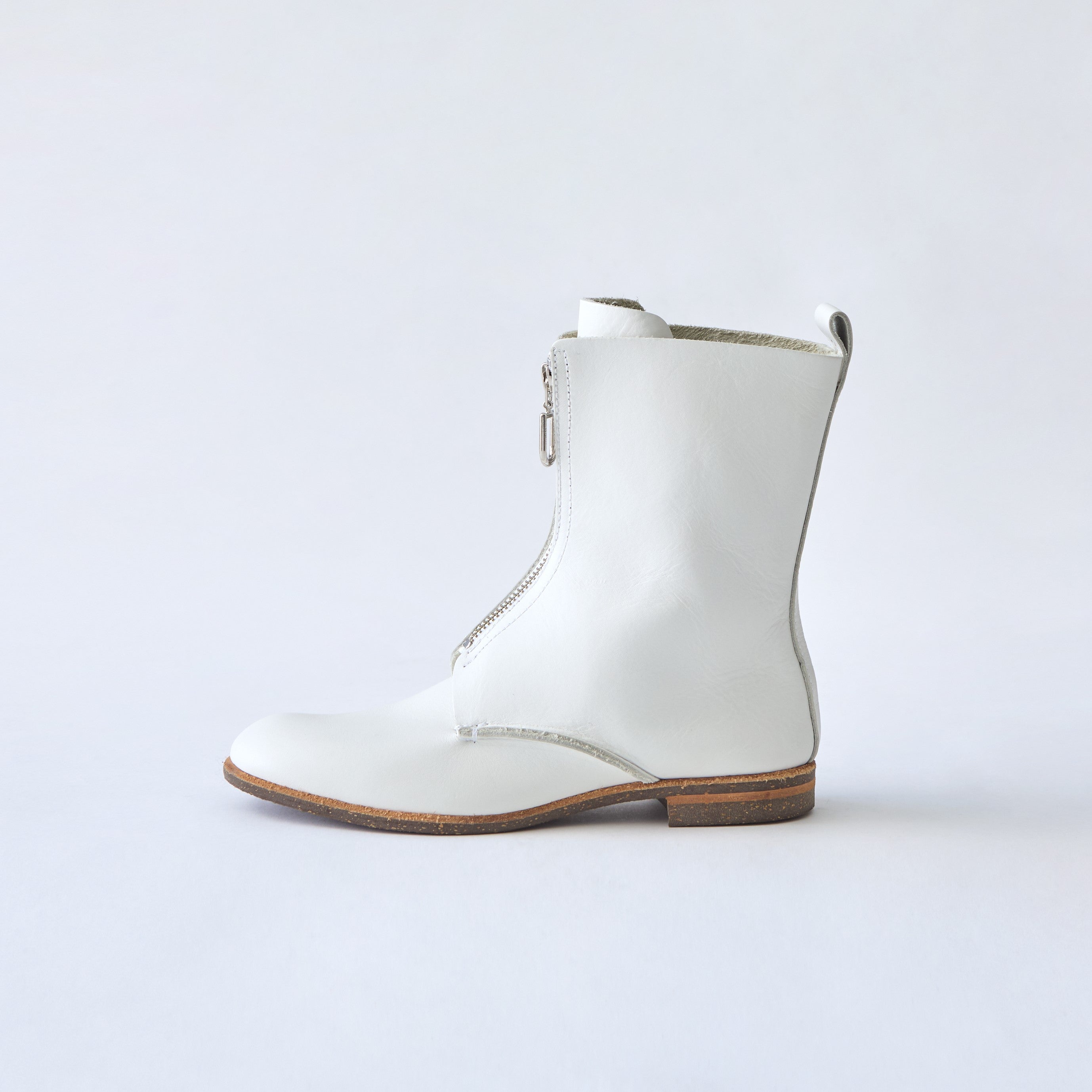 FRONT ZIP BOOTS ALL SMOOTH WHITE