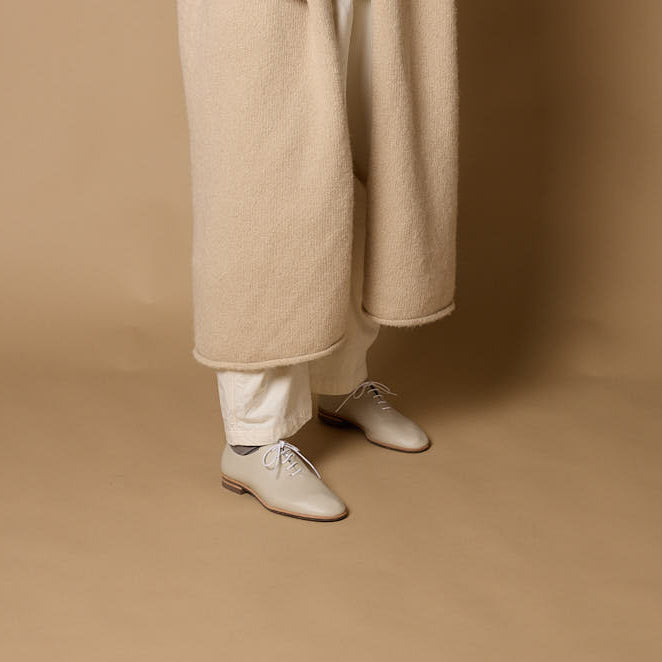 SHOES SHRINK IVORY SMOOTH GREIGE