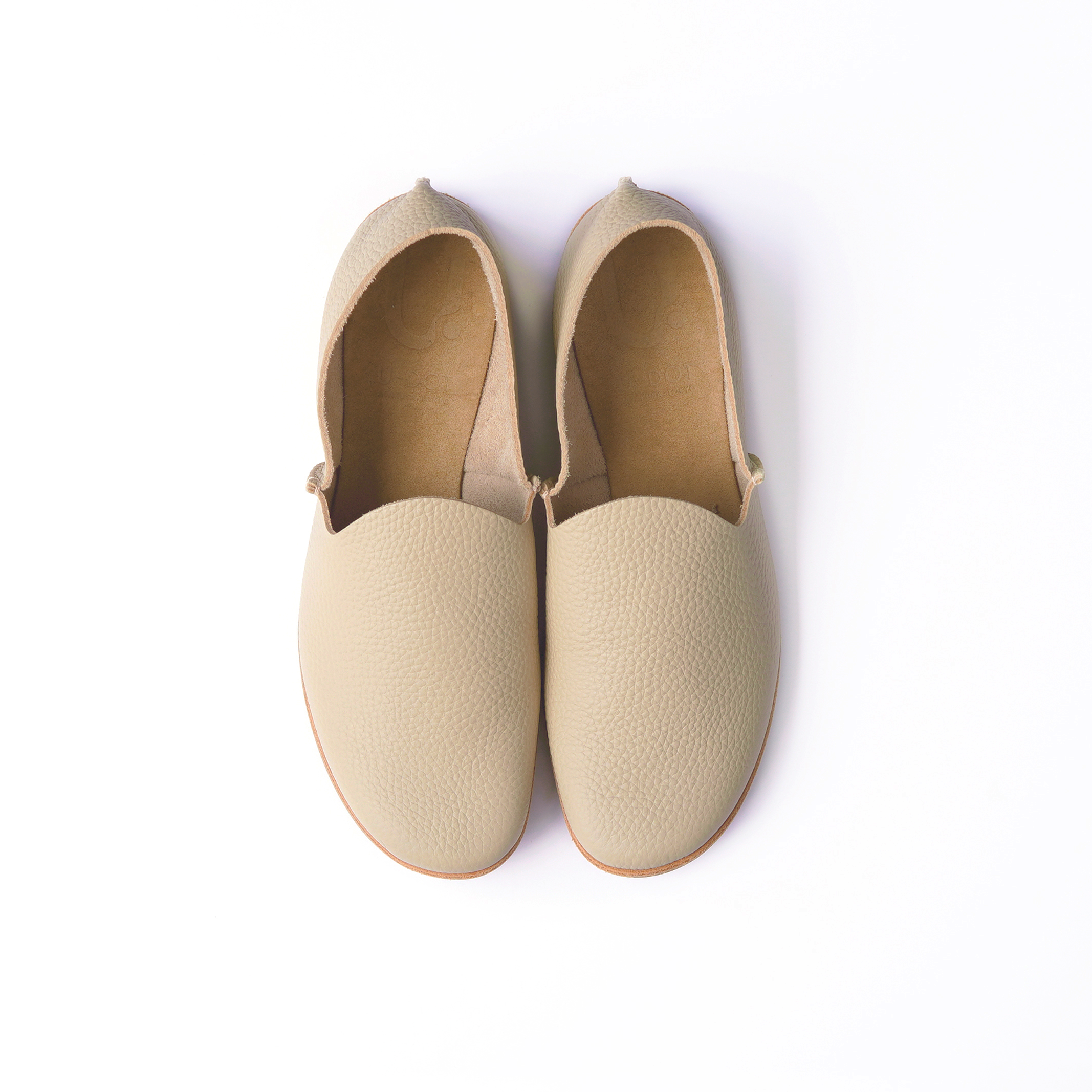SLIP-ON ALL SHRINK SAND BEIGE