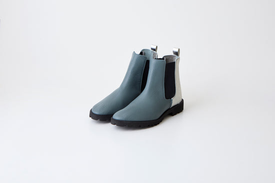 CHELSEABOOTS　BLUE GRAY / BLACK COW / WHITE / SILVER