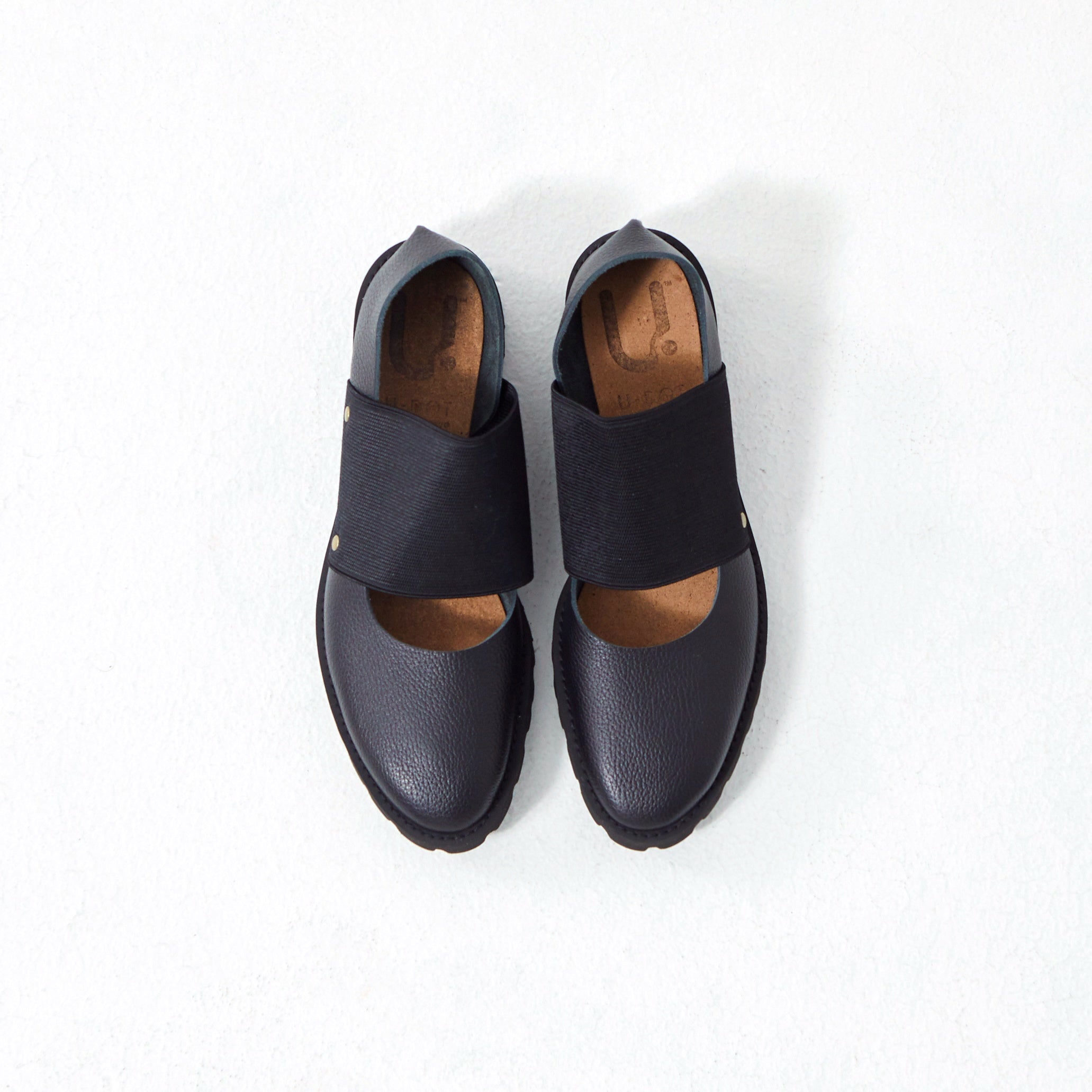 GOM BAND FLAT SHRINK BLACK (TANK DOUBLE SOLE)