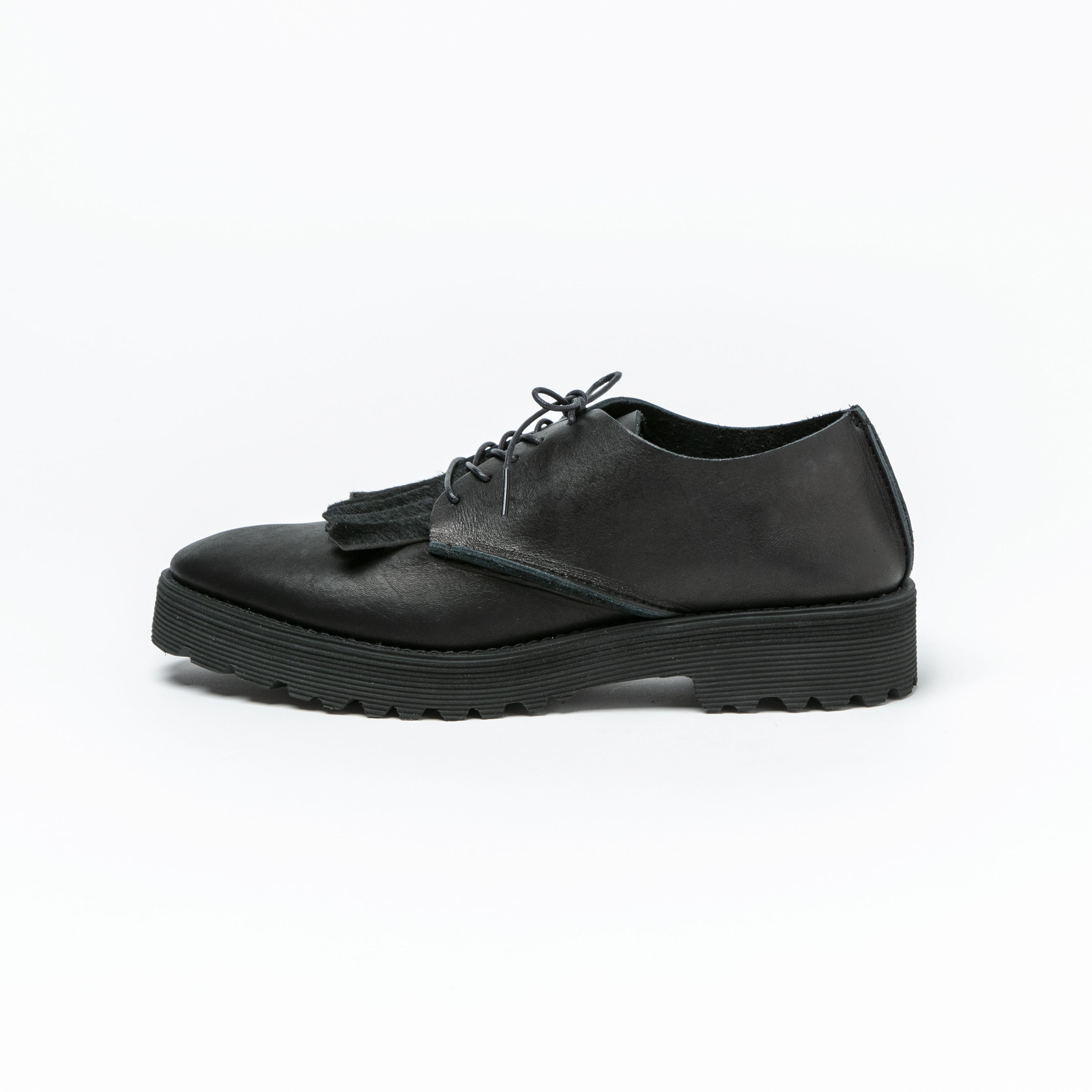 KILT POINTED SHOES/SMOOTH BLACK/COW HAIR BLACK KILT/TANK DOUBLE
