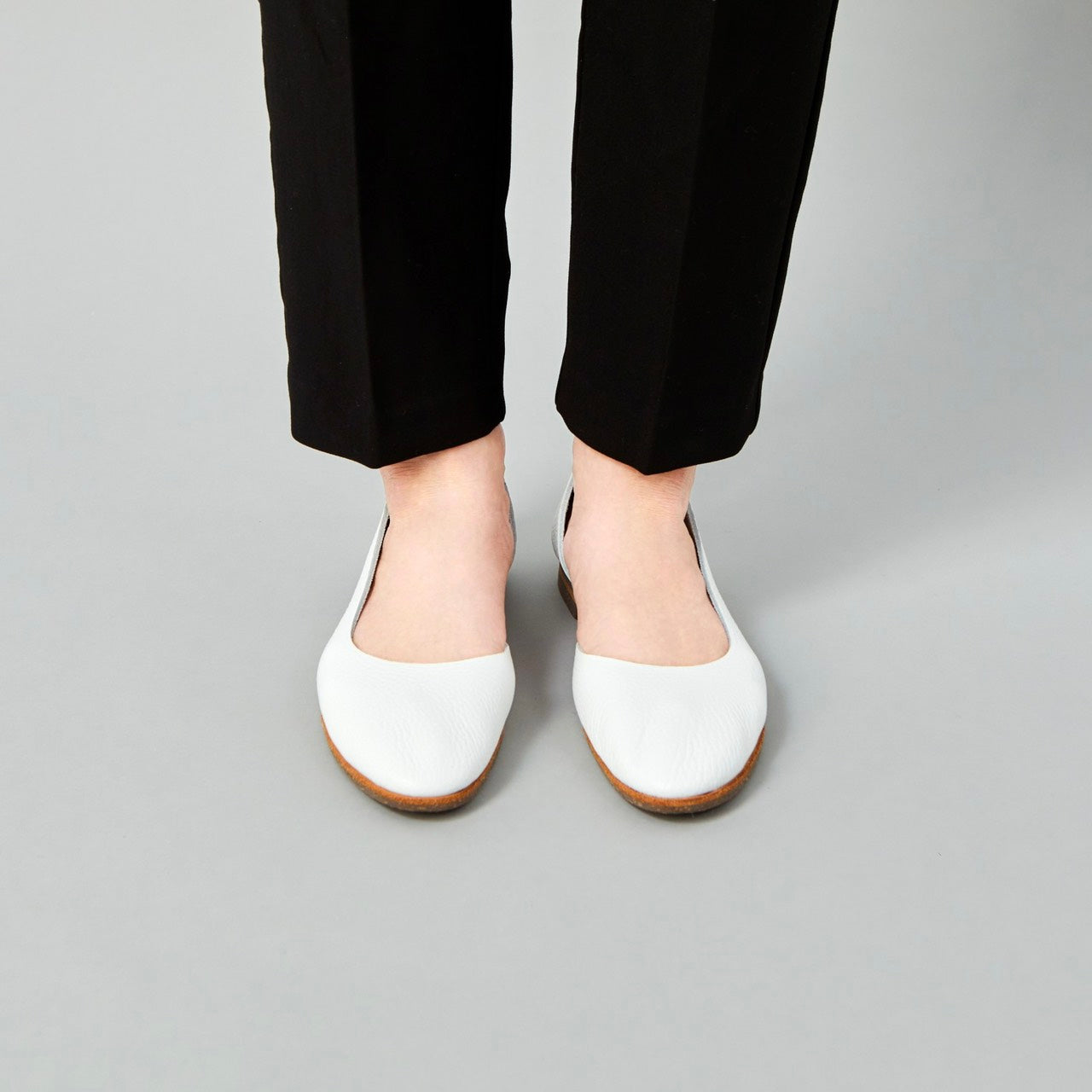 ONE PIECE FLAT ALL WHITE