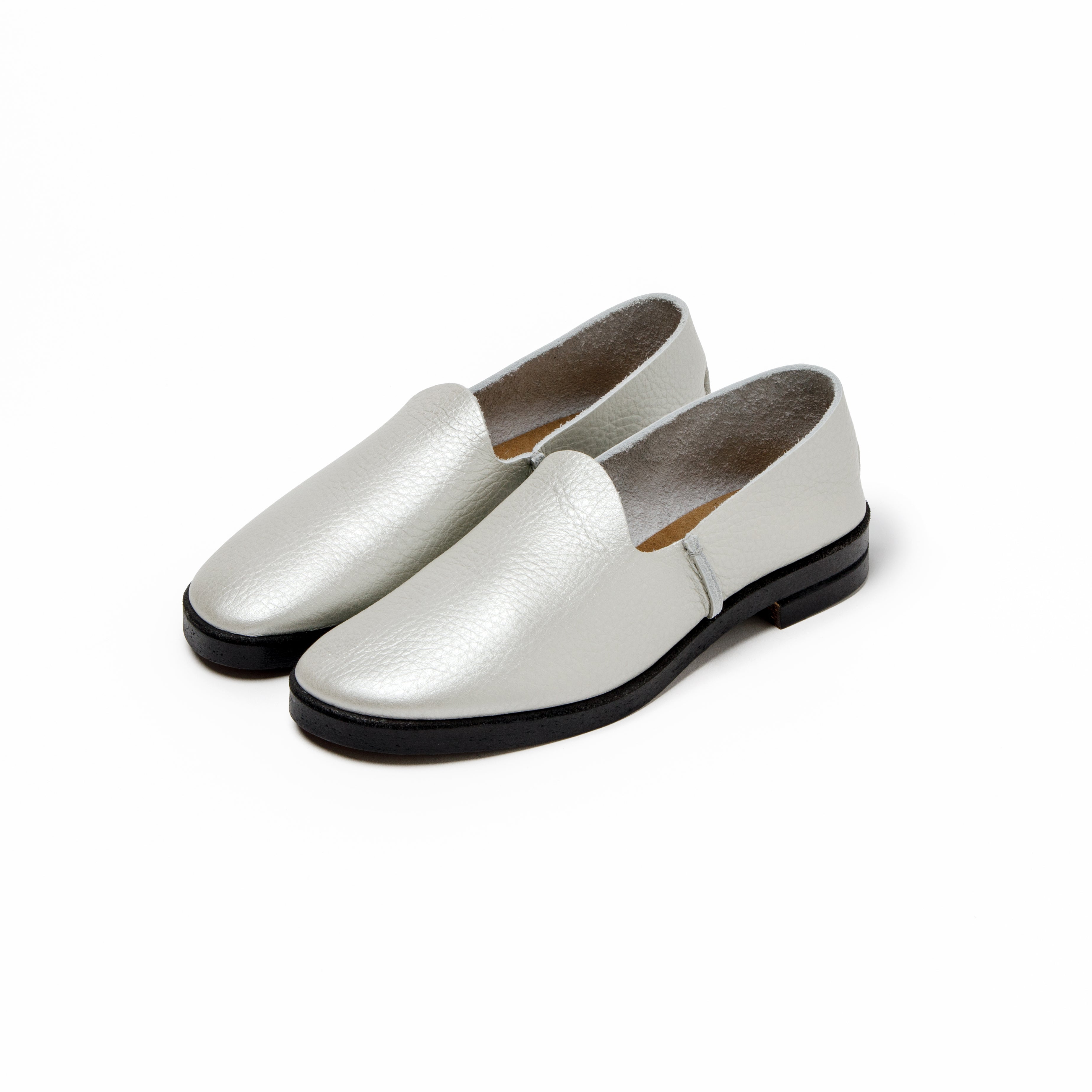 SLIP-ON ALL SHRINK LIGHT SILVER