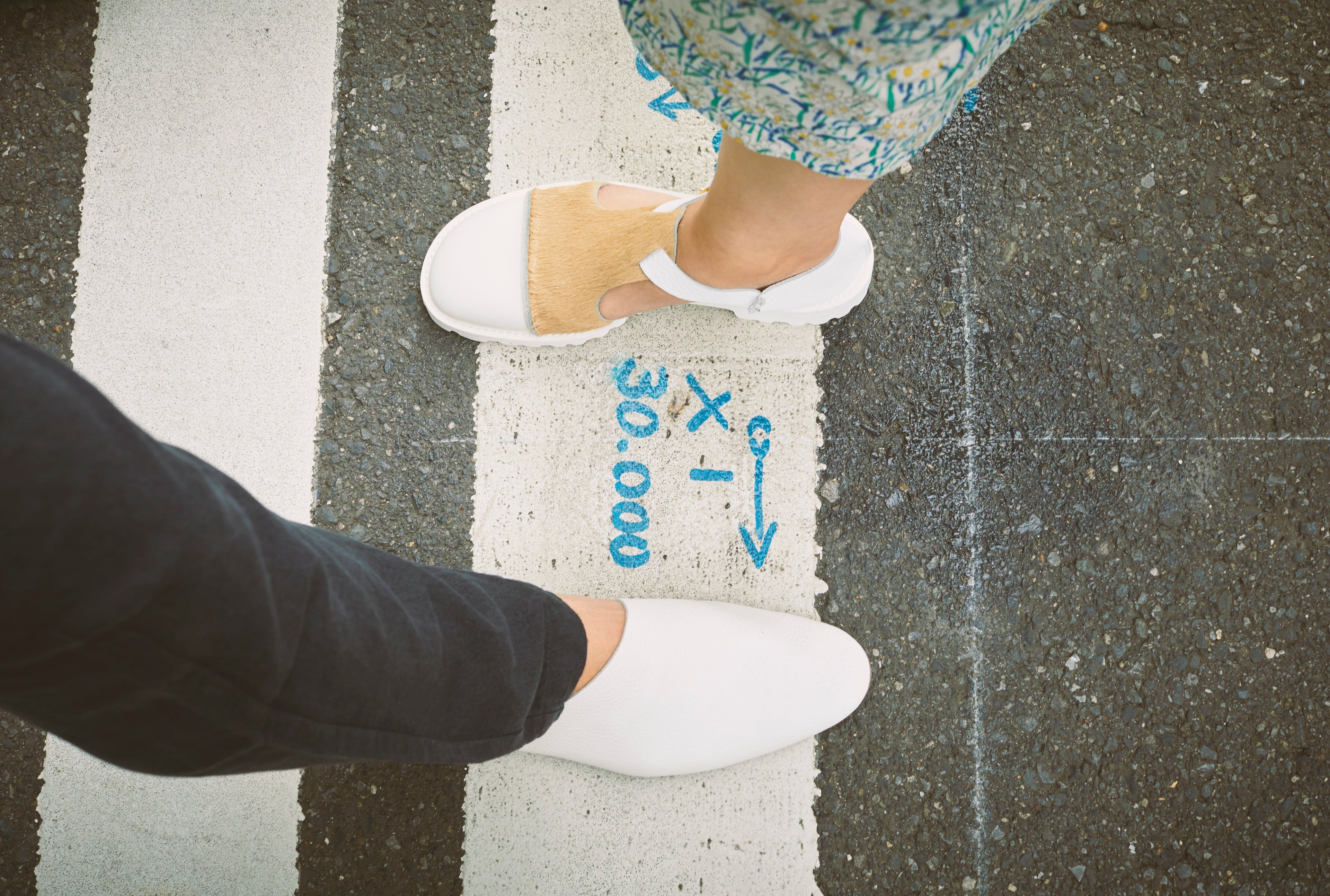 2-PIECES SLIP-ON　GRAY / SILVER