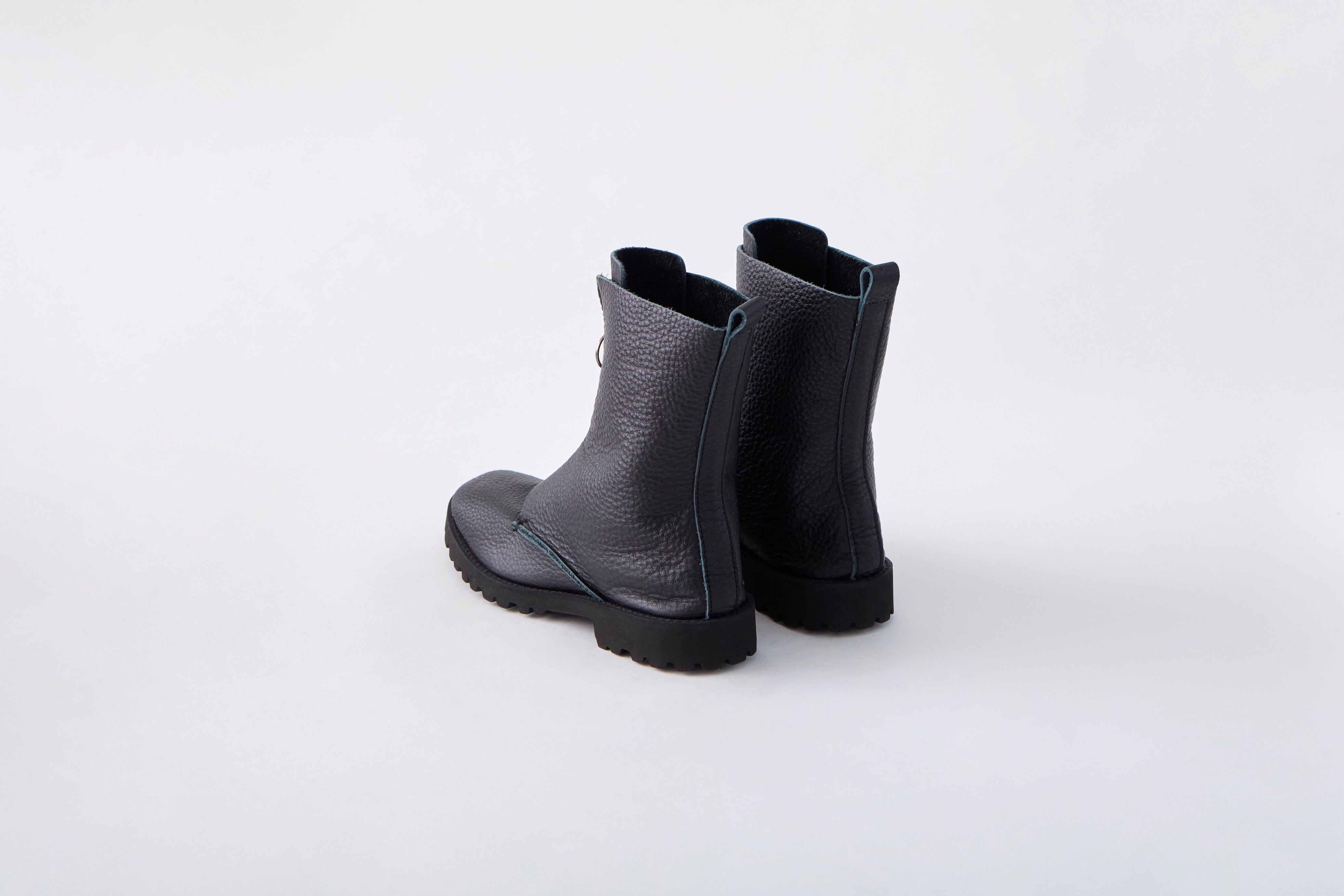FRONT ZIP BOOTS　ALL SHRINK BLACK