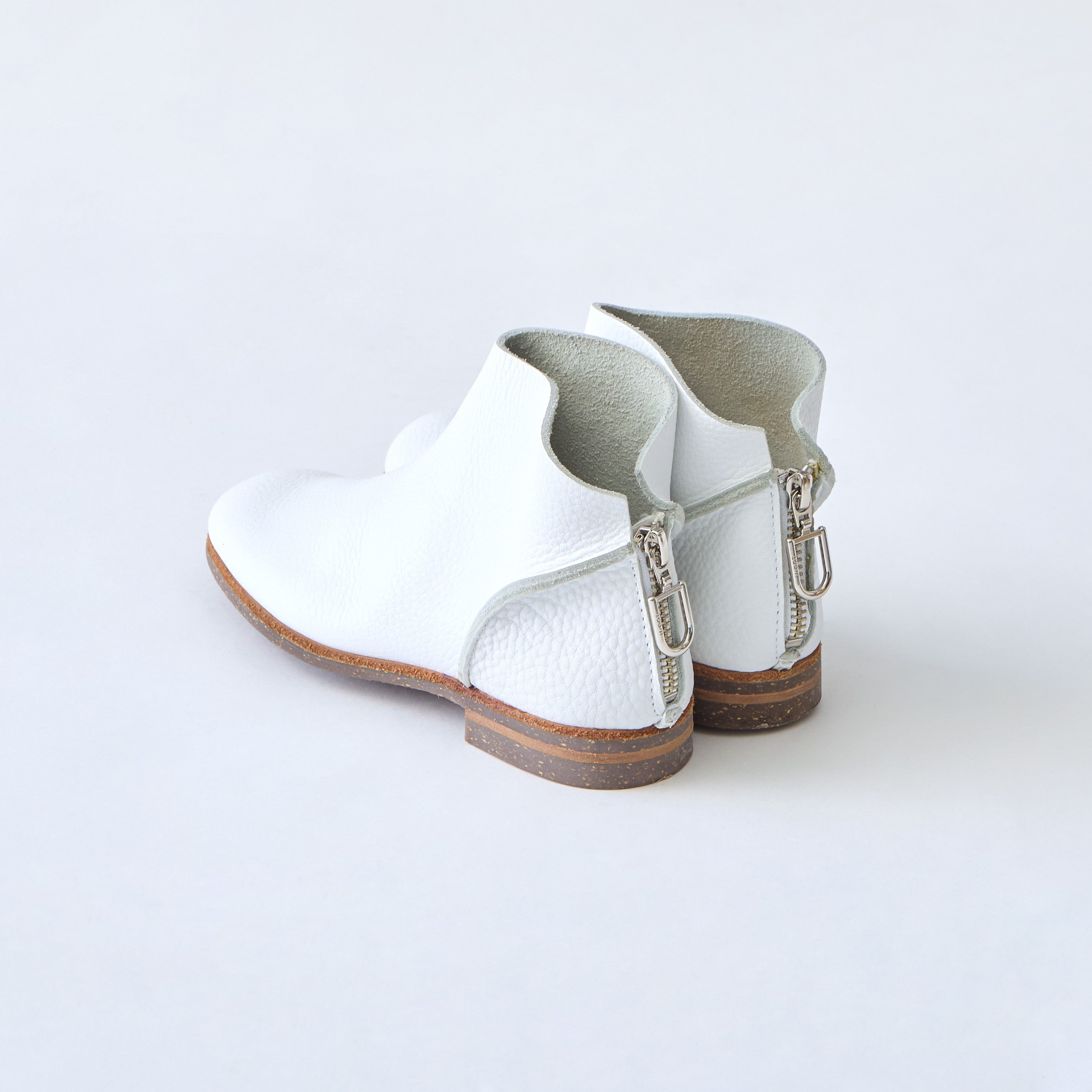レザー バックジップ ブーツ ホワイト バックジップブーツ (BACK ZIP BOOTS) コレクション｜U-DOT – U-DOT