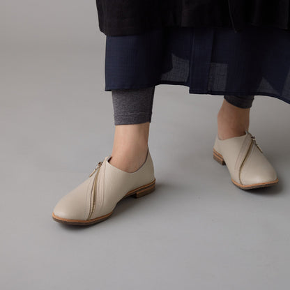 ZIP SHOES  SMOOTH GREIGE  SHRINK IVORY