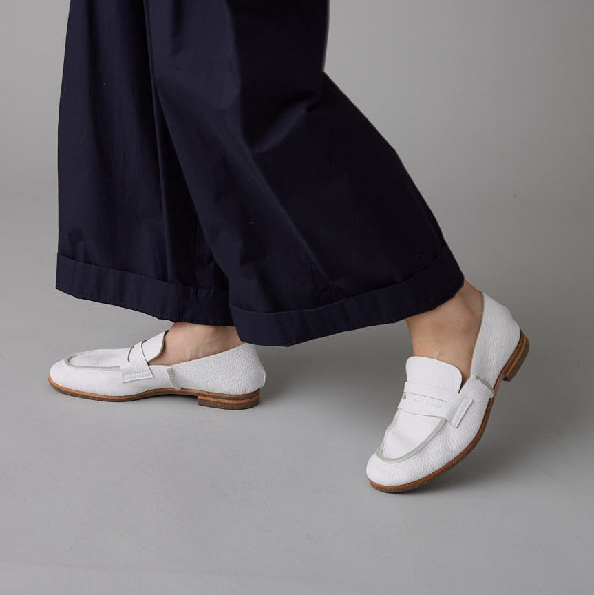LOAFER　ALL SHRINK WHITE