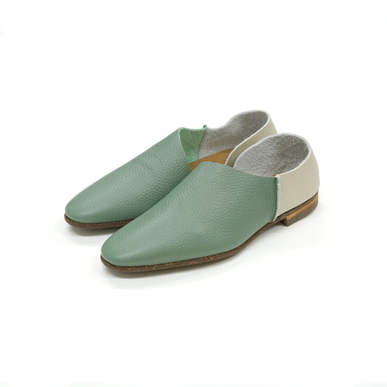 2-PIECES SLIP-ON SHRINK SAGE GREEN / IVORY/CS