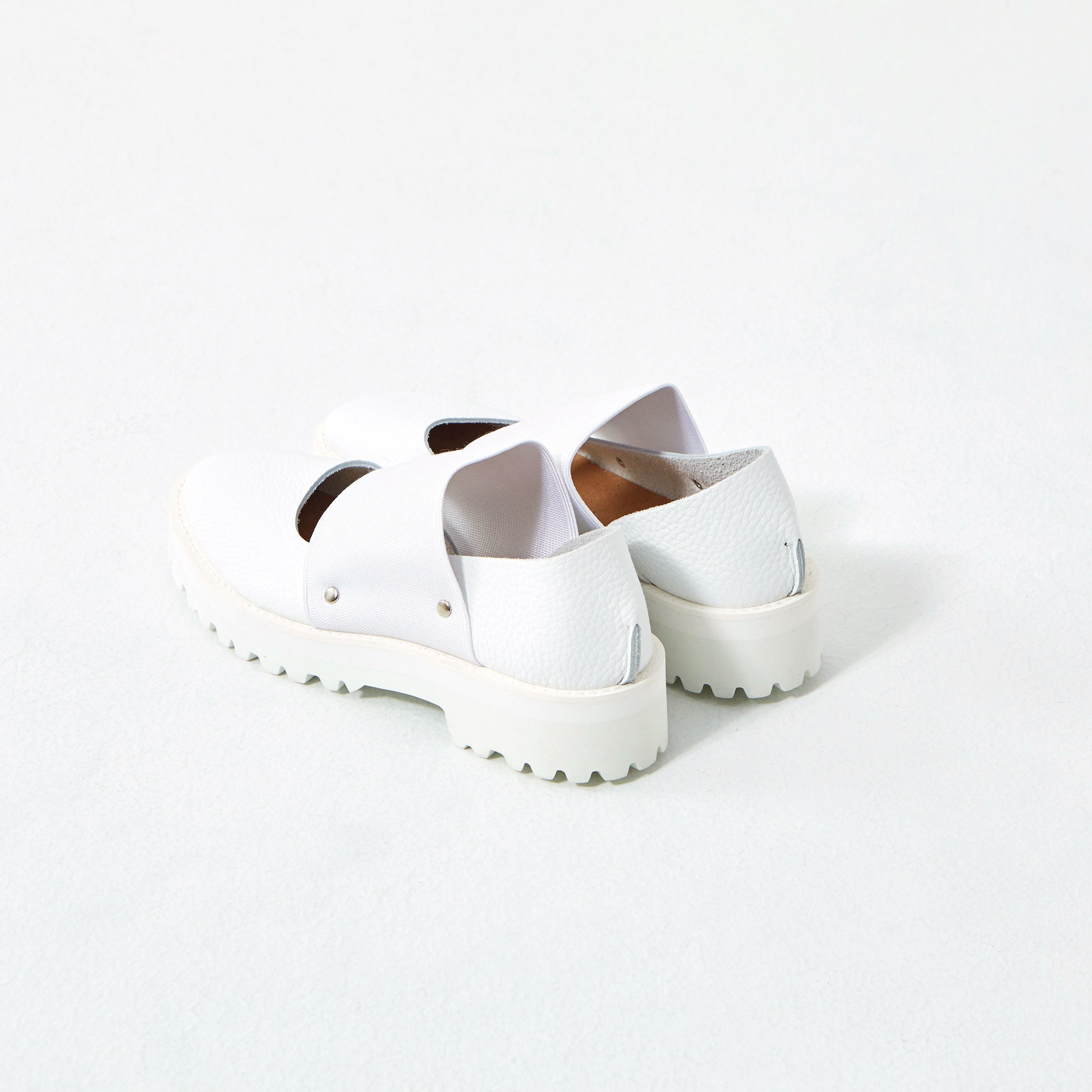 GOM BAND FLAT　SHRINK WHITE (TANK DOUBLE SOLE)