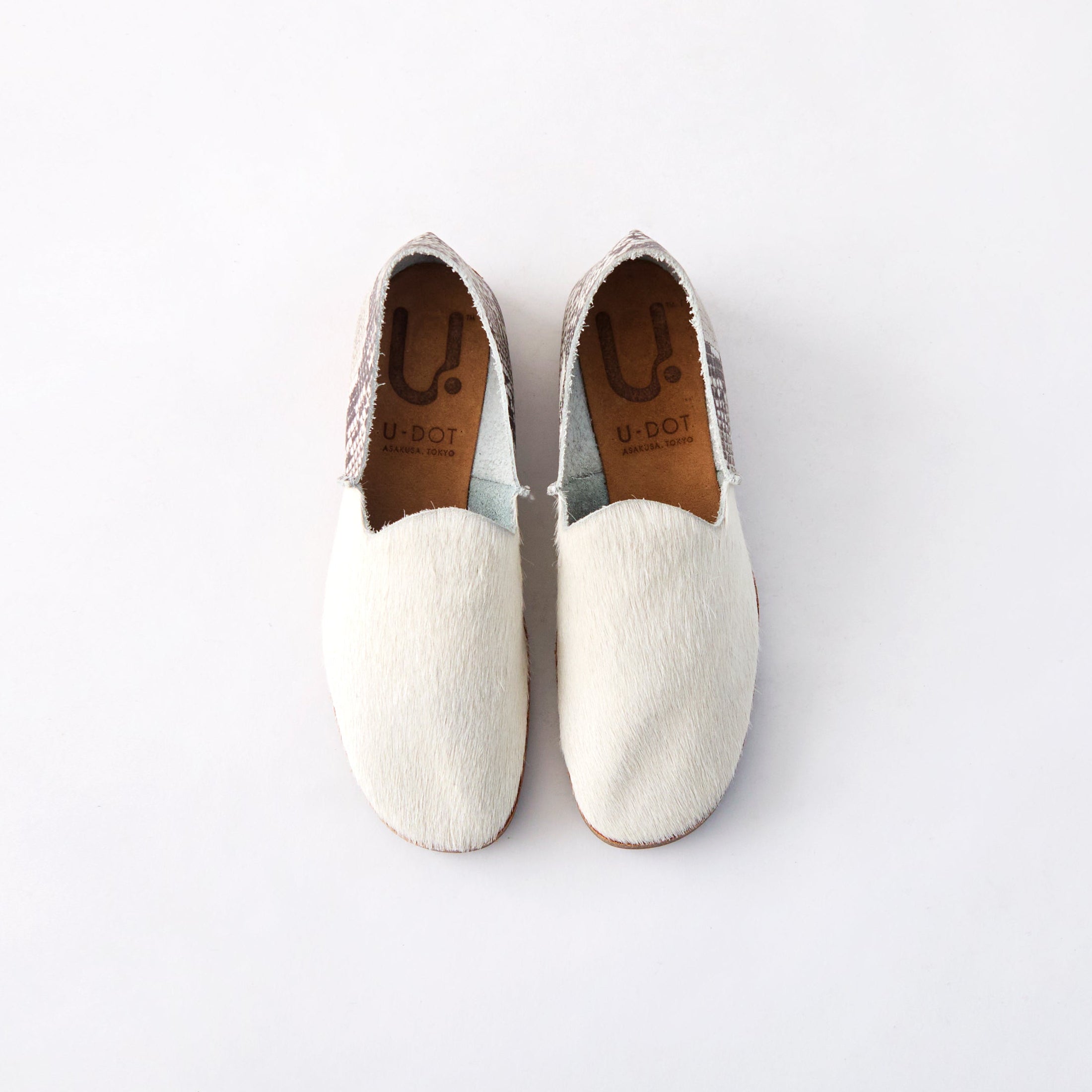SLIP-ON　COW HAIR WHITE / PRINTED PYTHON