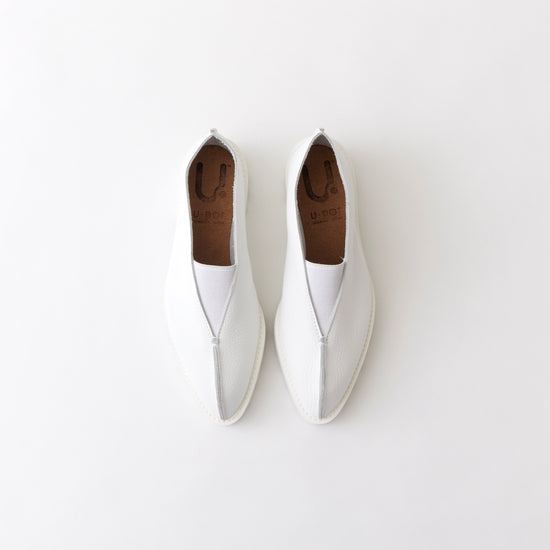 TRIANGLE FLAT　ALL WHITE