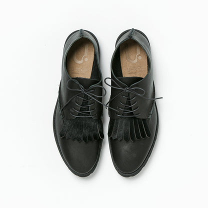 POINTED SHOES/SMOOTH BLACK/COW HAIR BLACK KILT/TANK DOUBLE