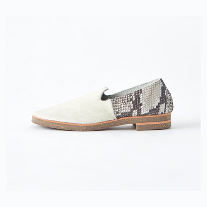 SLIP-ON　COW HAIR WHITE / PRINTED PYTHON