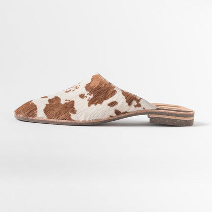 U-DOT、ユードット、ASYMMETRICAL MULE、アシメトリーミュール、カウブラウンシューズ