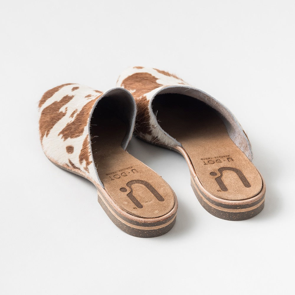 U-DOT、ユードット、ASYMMETRICAL MULE、アシメトリーミュール、カウブラウンシューズ