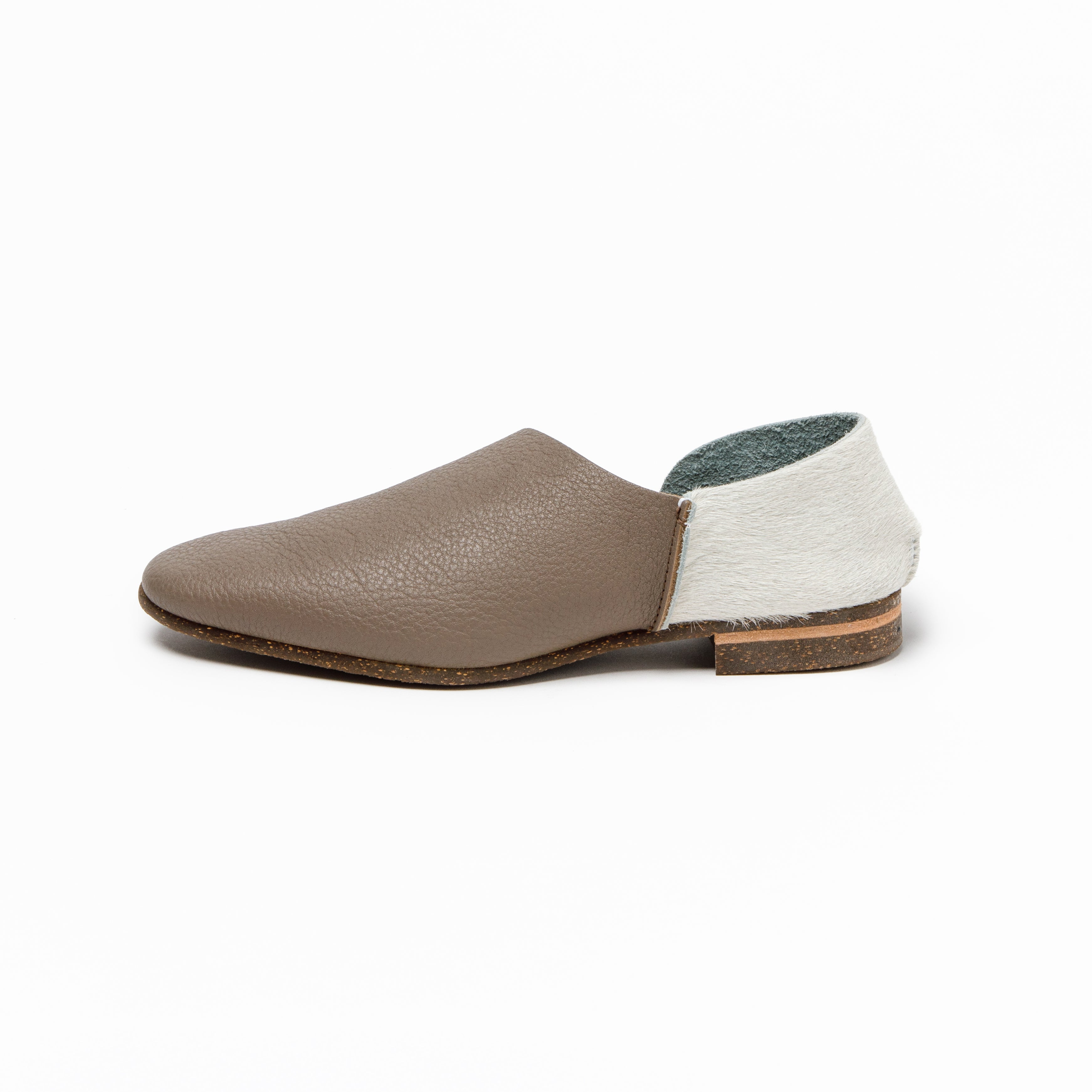 2-PIECES SLIP-ON  SHRINK HAZEL BROWN / COW WHITE